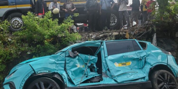 Tragedi Kereta Bekasi, Sopir Taksi Listrik Green SM Ternyata Baru Bekerja 3 Hari