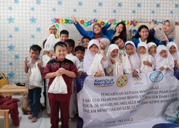 Edukasi Menabung Melalui Media Poster dan Cerita dalam Membedakan Kebutuhan dan Keinginan Sejak Dini