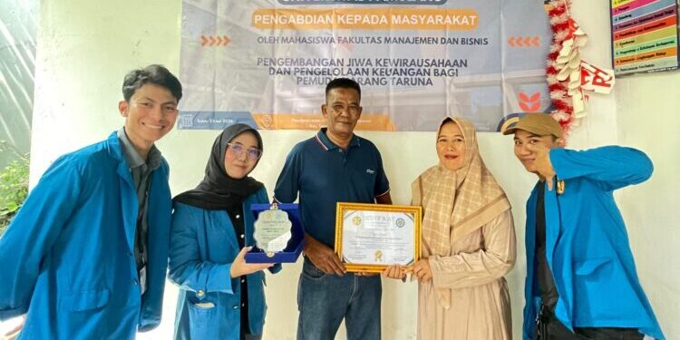 Pengembangan Jiwa Kewirausahaan dan Pengelolaan Keuangan Dalam Meningkatkan Kemandirian Sumber Daya Manusia pada Pemuda Karang Taruna