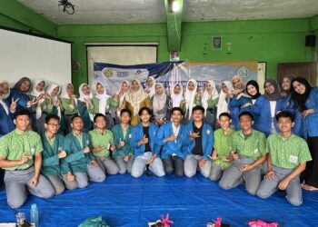 Dampak Media Sosial dan Fomo Pada Kebiasaan Belanja Pelajar