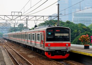 KRL Cikarang-Cikampek Segera Diperpanjang, Kemenhub Percepat Proyek Elektrifikasi