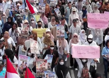 Di Tengah Polemik MBG, Bagaimana Kelas Menengah Indonesia Menyikapi Tuntutan Mahasiswa?
