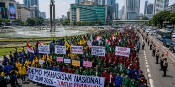 Mahasiswa Menolak Kenaikan Harga BBM dan Mengkritik Ekonomi Pemerintah