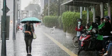 Prakiraan Cuaca Tangsel Hari Ini: Bersiaplah! Lima Kecamatan Bakal Diguyur Hujan Sedang
