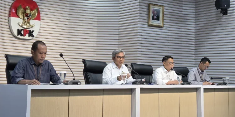 KPK: Silmy Karim dkk Diduga Peras Pengurusan Izin Tinggal WNA, Raup Rp145,5 Miliar