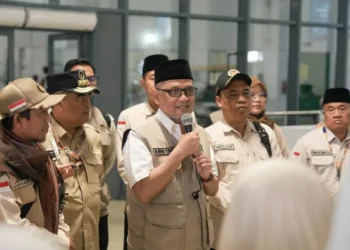 Menhaj Lepas Kepulangan Perdana Jemaah Haji Indonesia dari Jeddah