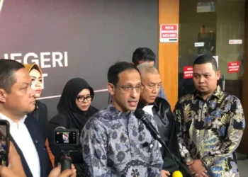Nadiem Menangis Bacakan Duplik, Sebut Ribuan Pesan WhatsApp Jadi Bukti Niat Baik