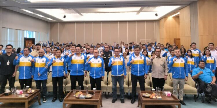 Lepas Kontingen POPDA dan PEPARPEDA 2026, Sekda Bambang Optimistis Atlet Tangsel Berprestasi