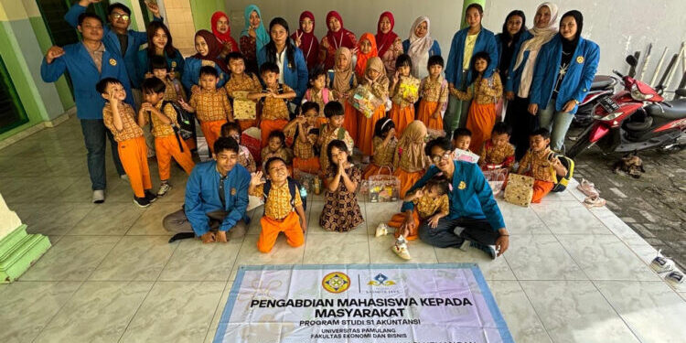 Pengembangan Ilmu Literasi Bagi Anak Didik Usia Dini Melalui Media Warna Dan Gambar