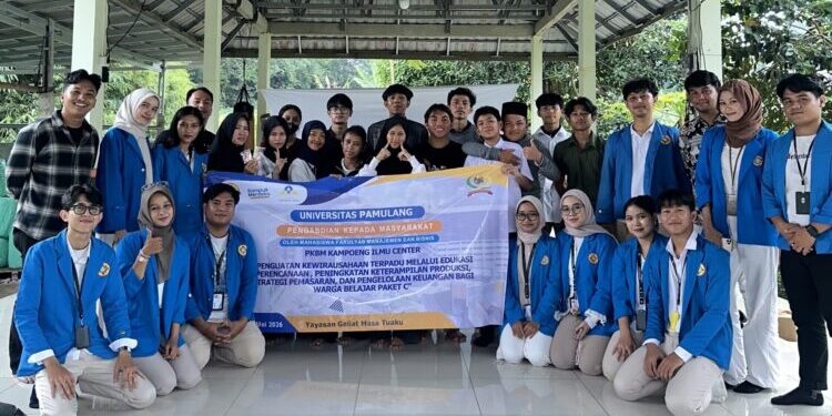 Wirausaha Pintar: Edukasi Perencanaan Usaha bagi Warga Belajar Paket C di PKBM Kampung Ilmu Center
