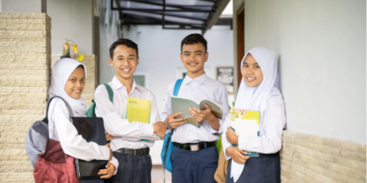 Sambut Siswa Baru, Pemprov Banten Tegaskan MPLS 2026 Wajib Ramah dan Bebas Perpeloncoan