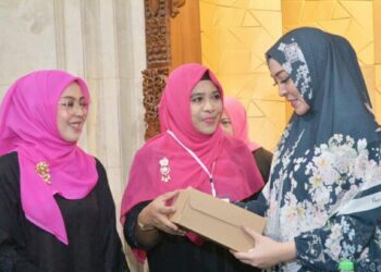 Kisah UMKM di Cimahi, Omzet Meningkat Berkat Pelatihan Sertifikasi Halal BRI Peduli