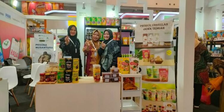 UMKM Oleh-Oleh Khas Demak Sukses Perluas Pasar dan Berhasil Naik Kelas Berkat Pemberdayaan BRI