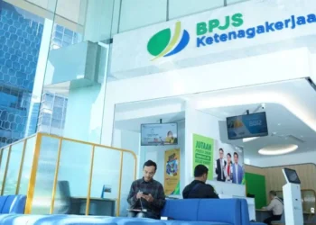 Implementasi Aplikasi Jamsostek Mobile dalam Pengajuan Klaim Jaminan Hari Tua