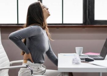 Studi: Duduk Lebih dari 30 Menit Tanpa Jeda Tingkatkan Risiko Kematian Akibat Kanker