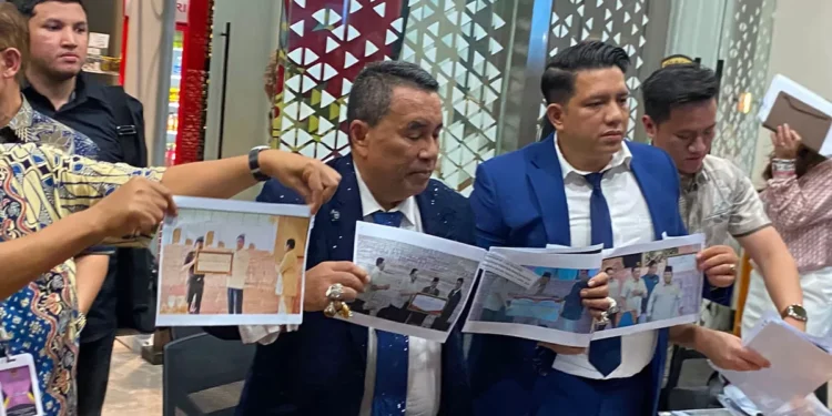 Jadi Pengacara Febrie Adriansyah, Hotman Paris Dikritik ‘Tajam’ Putra Sulungnya
