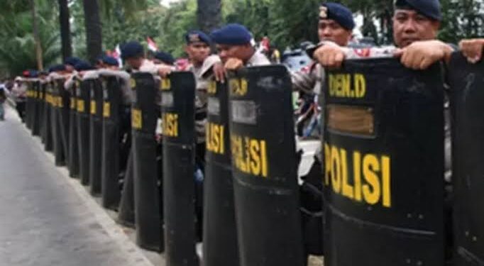 1.074 Personel Gabungan Amankan Dua Aksi Demo Mahasiswa di Monas dan DPR Hari Ini