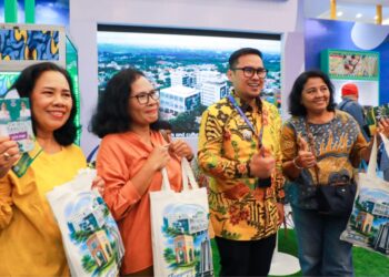 Pilar Tinjau Booth Paviliun Tangsel di APEKSI 2026, Optimistis Produk UMKM Tarik Minat Pengunjung