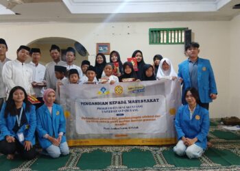 Mahasiswa bersama Anak Panti, Menanamkan Karakter dan Menggali Potensi Diri