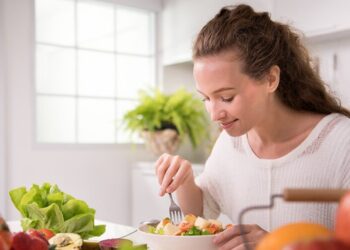 Rahasia Hidup Sehat sampai Tua, Peneliti Sarankan Ubah Pola Makan Bukan Diet Ekstrem