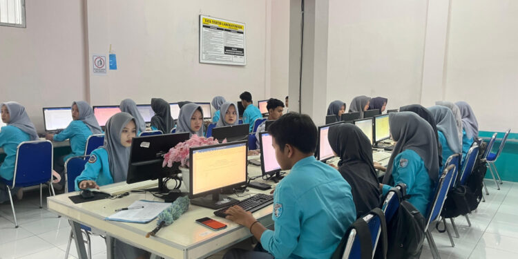 Sekolah Gratis Banten Bikin Sekolah Swasta Makin Diminati, Penerimaan Siswa Baru Meningkat Tajam