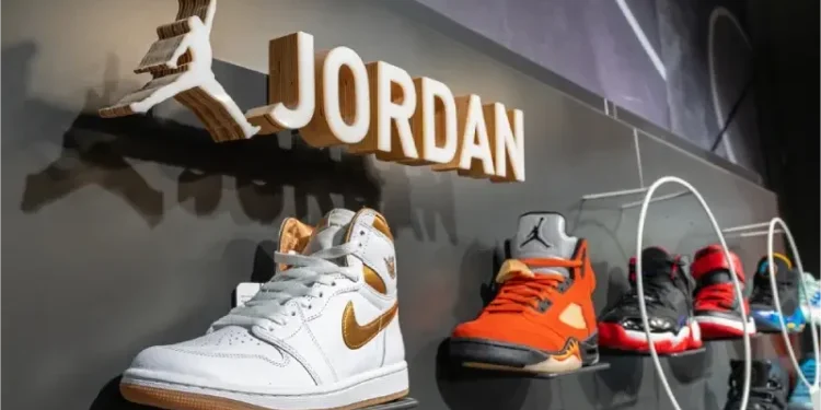 Analisis Dinamika Pasar dan Strategi Pengembangan Bisnis Resale Nike Air Jordan