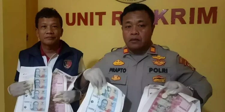 Rumah Produksi Uang Palsu di Tangsel Digerebek, Polisi Sita Rp170 Juta dan Tangkap Pelaku