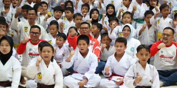 INKAI Tangsel Gelar UKT, Pilar Targetkan Emas dan Juara Umum Karate di Porprov 2026