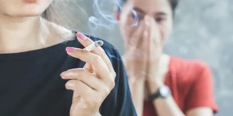Lima Cara Membersihkan Paru-Paru dari Asap Rokok yang Terhirup