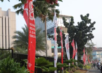 Jelang HUT ke-81 RI, Tangsel Mulai Dipenuhi Bendera Merah Putih