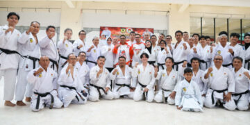Andra Soni Apresiasi Orang Tua dan Pelatih Karate dalam Pembinaan Anak Muda di Tangsel