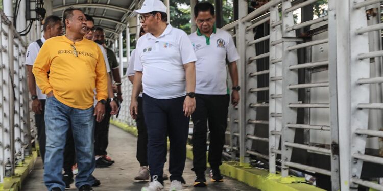 JPO Lama di Kuningan Jaksel Akan Dibongkar, Ini Alasan Gubernur DKI