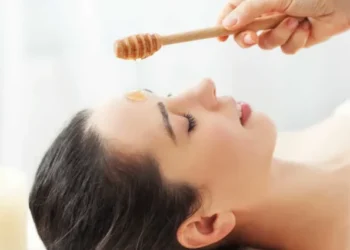 Benarkah Madu Bisa Menghilangkan Jerawat? Ini Manfaat dan Cara Pakainya