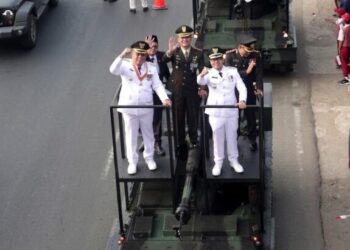 Semarak HUT ke-81 RI, Benyamin-Pilar Pimpin Parade Kendaraan Tempur di Tangsel