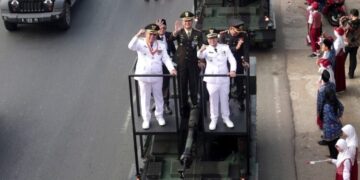 Semarak HUT ke-81 RI, Benyamin-Pilar Pimpin Parade Kendaraan Tempur di Tangsel