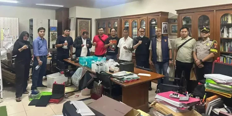 Heboh! 995 Senjata Ditemukan di Ruangan Sekolah Swasta Jaksel, Polisi Selidiki Asal-usulnya