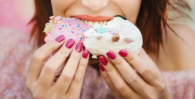 7 Cara Mengurangi Sugar Craving, Ampuh Kendalikan Keinginan Makan Manis