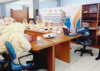 Literasi Pajak Digital dan Simulasi Pelaporan Pajak Berbasis AI untuk Siswa SMK