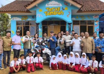FIFGROUP Dukung Fasilitas Pendidikan dan Sanitasi SD Negeri 3 Cimanggu Pangandaran