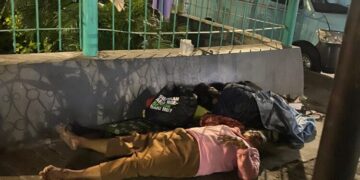 Trotoar Jadi Rumah, Kisah Warga Lansia yang Bertahan Hidup di Pinggir Jalan Ciputat