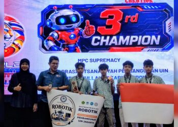 Keren! Siswa MTs Pembangunan UIN Jakarta Bikin Robot Jamu, Jadi Juara di Malaysia