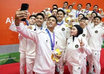 Prabowo Video Call Tim Bulu Tangkis Usai Raih Emas Pertama Asian Games 2026, Ini Pesannya