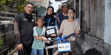 BRI Peduli Wujudkan Mimpi Kecil Mahesa, Temani Langkahnya Menuju Cita-Cita dengan Bantuan Sepeda