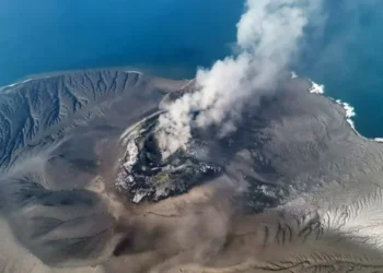 Erupsi Menerus Gunung Anak Krakatau Berakhir, Status Masih Siaga III