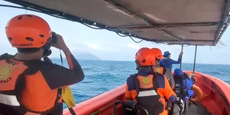 Hari Ini Batas Akhir Pencarian 8 Orang Hilang di Selat Sunda, Basarnas Ungkap Langkah Berikutnya