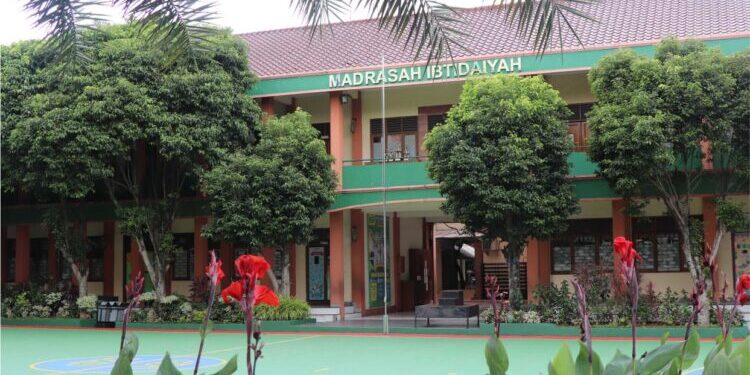 Kisruh Yayasan, Murid TKIP-SDIP Pamulang Berbondong-bondong Pindah Sekolah ke Madrasah Pembangunan UIN Jakarta
