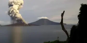 Sampai Kapan Anak Krakatau Erupsi? Badan Geologi Ungkap Jawabannya