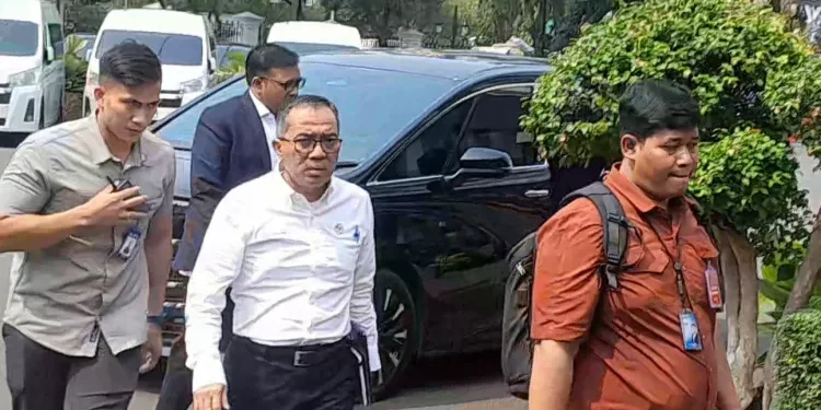 Pendidikan Gratis Mulai 2027, Ini Skema Bantuan untuk Siswa SD hingga PTN