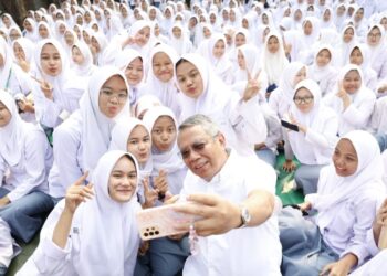 Benyamin Davnie Ingatkan Pelajar Tangsel: Jangan Salah Pilih Teman, Masa Depan Taruhannya