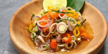 Bikin Nagih! Tiga Resep Sambal Matah Khas Bali, dari Original hingga Tongkol Suwir